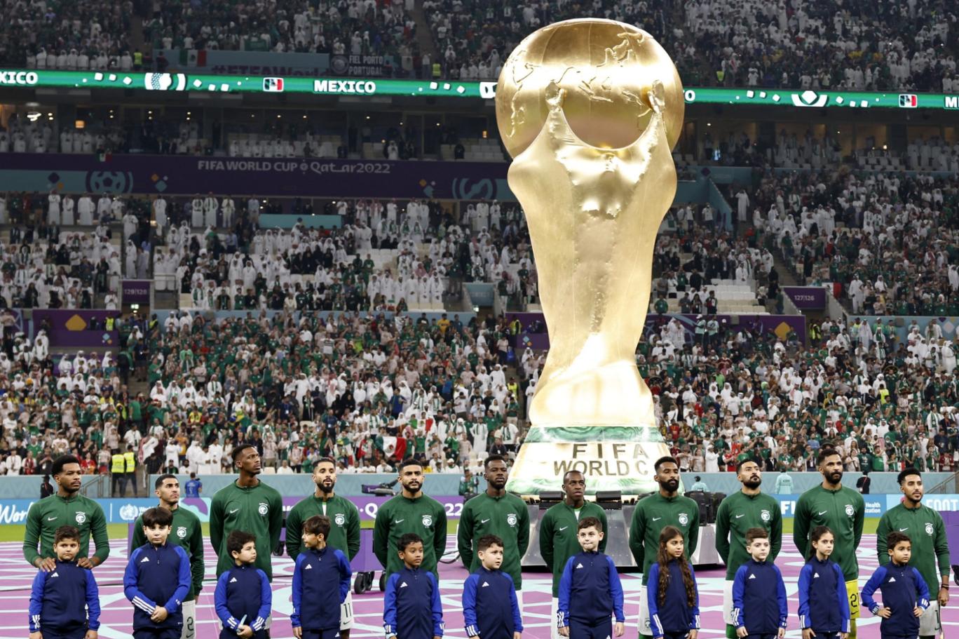 السعودية تتقدم رسميا لاستضافة كأس العالم 2034